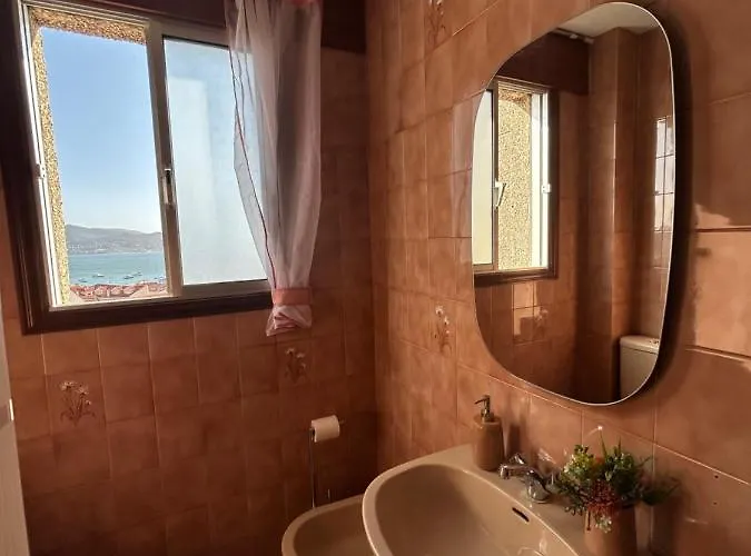 Son Ria Daire Nigrán